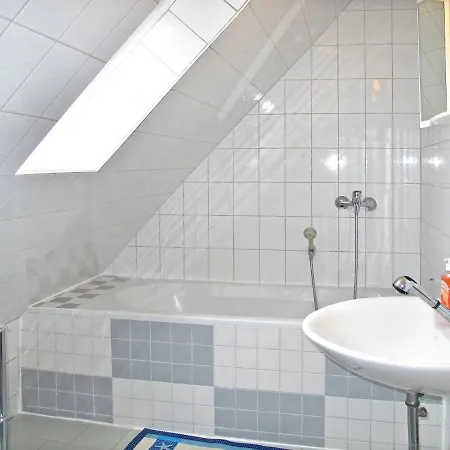 Seeblick By Interhome * Verchen